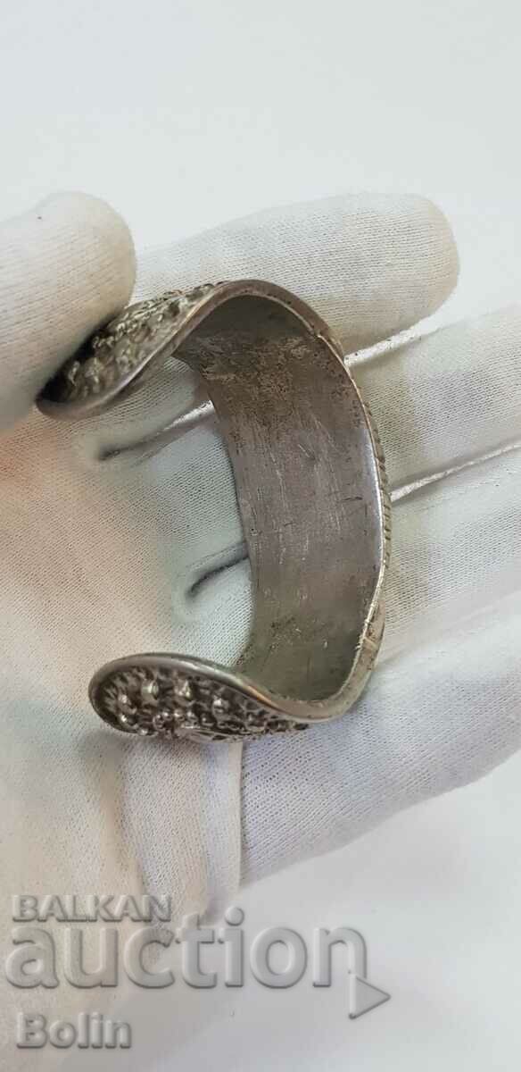 Silver 19th-20th century gilt revival slingshot bracelet - 6 Silver 19th-20th century gilt revival slingshot bracelet - 6