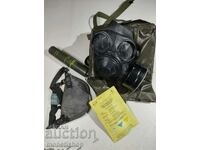 Dutch gas mask