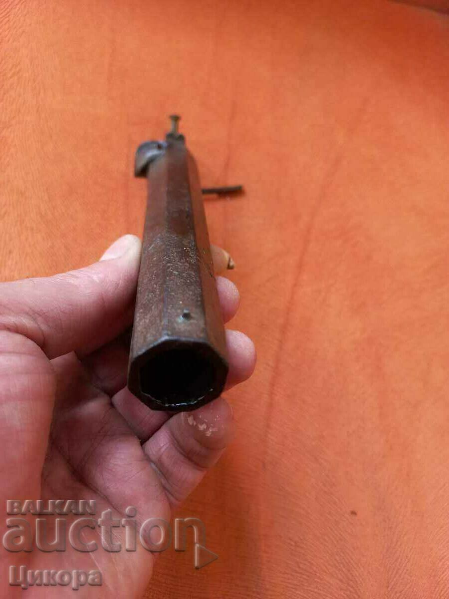 OLD GUN PIPE with price 120.00 BGN | € 61.36 OLD GUN PIPE with price 120.00 BGN | € 61.36