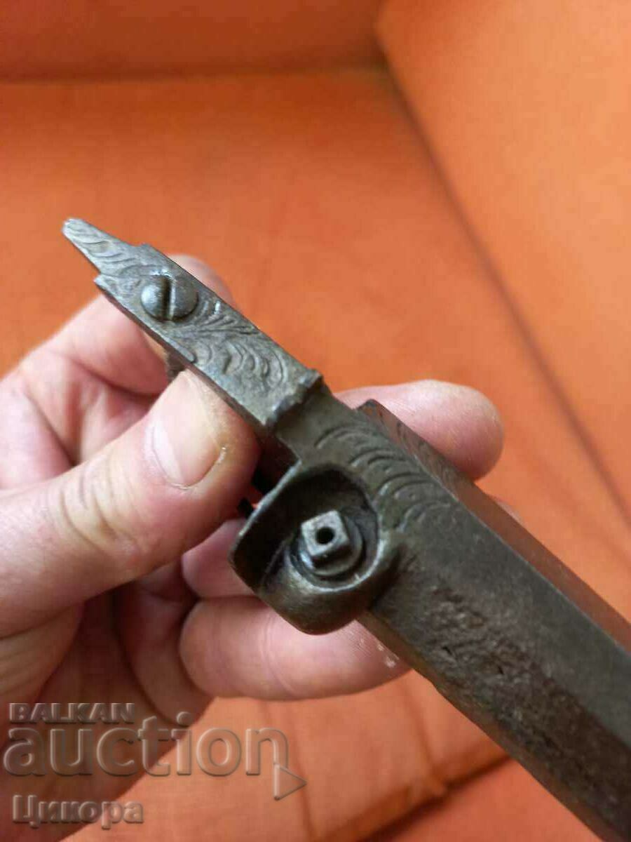 Delivery of OLD GUN PIPE Delivery of OLD GUN PIPE