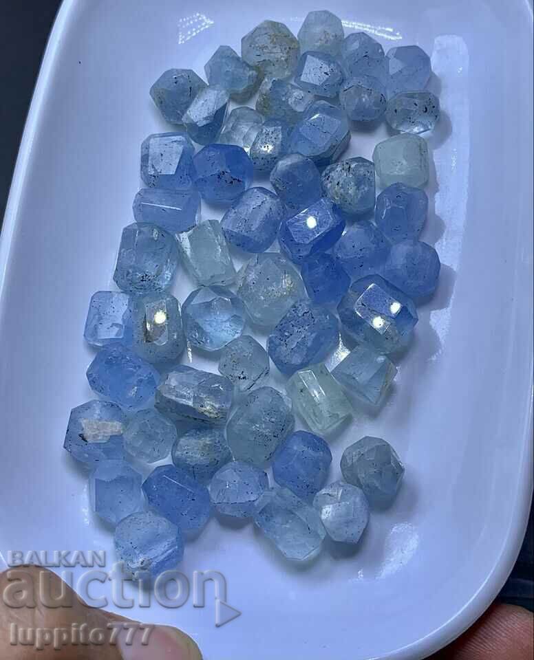 goshenite beryl aquamarine facet ποιότητα 168 τμχ 36 τμχ. παρτίδα με τιμή 685.00 BGN | € 350.23 goshenite beryl aquamarine facet ποιότητα 168 τμχ 36 τμχ. παρτίδα με τιμή 685.00 BGN | € 350.23