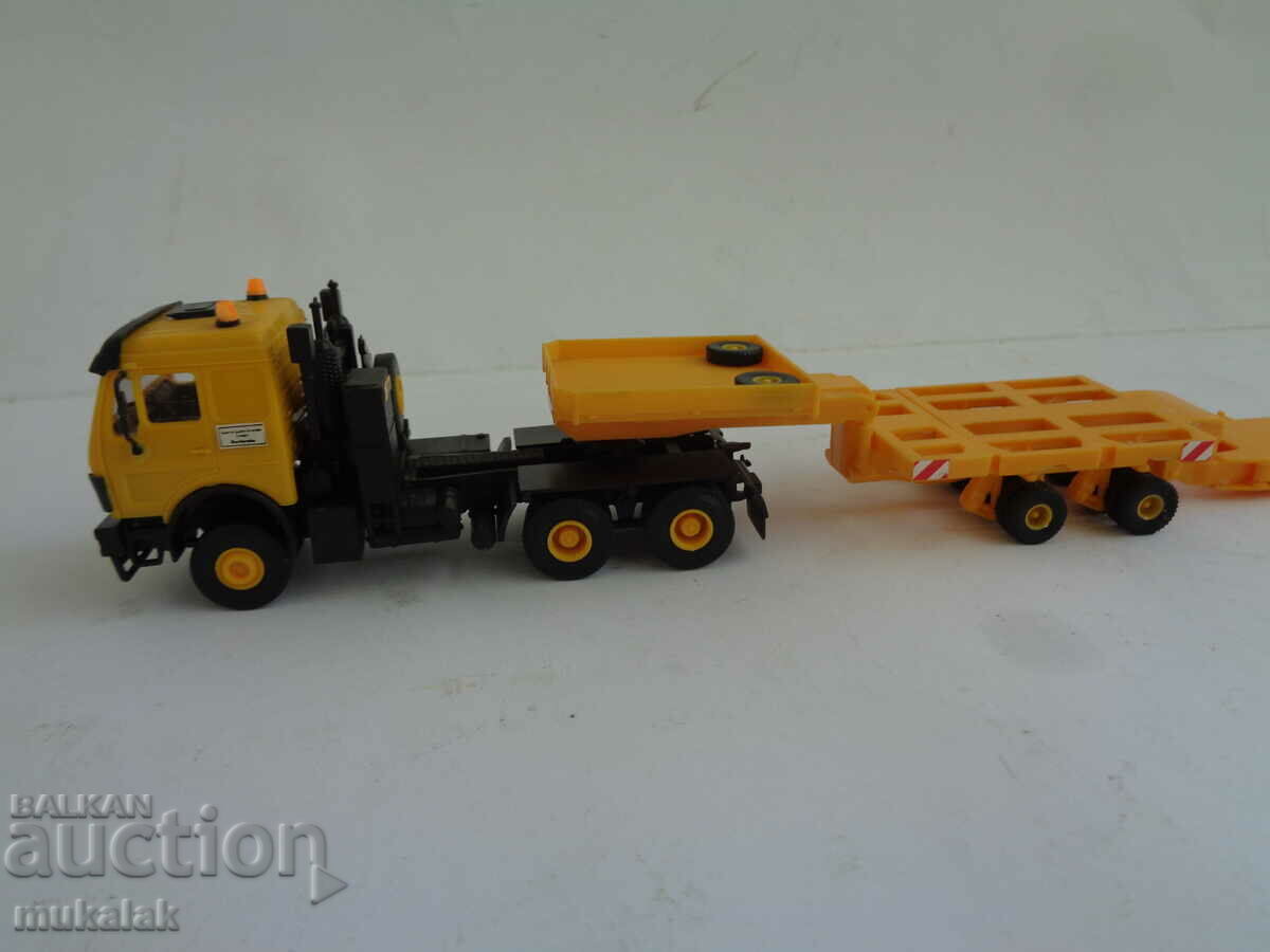 KIBRI H0 1/87 MERCEDES TRUCK TIRE MODEL TOY TROLLEY with price 25.00 BGN | € 12.78 KIBRI H0 1/87 MERCEDES TRUCK TIRE MODEL TOY TROLLEY with price 25.00 BGN | € 12.78