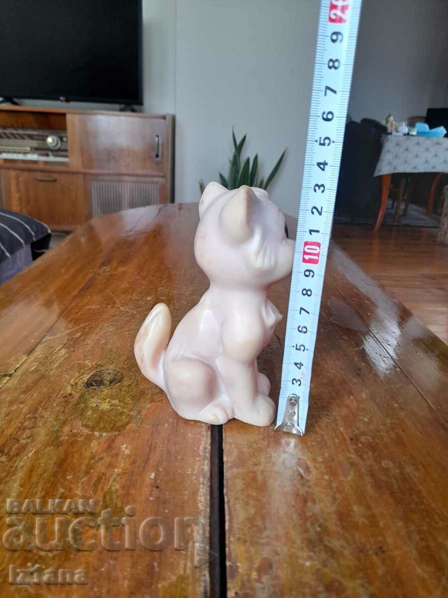 Delivery of Old rubber toy, kitten, cat Delivery of Old rubber toy, kitten, cat