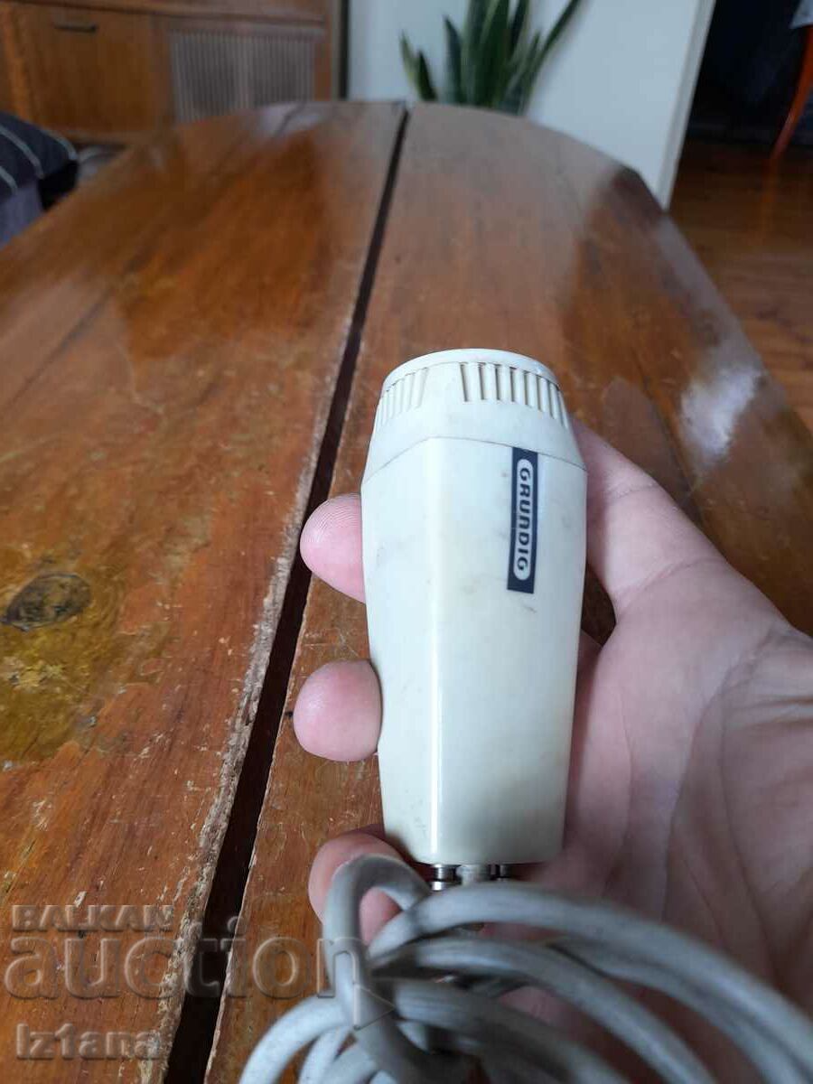 Old Grundig microphone with price 32.00 BGN | € 16.36 Old Grundig microphone with price 32.00 BGN | € 16.36