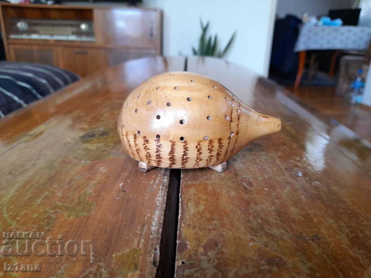 Old souvenir wooden hedgehog with price 22.00 BGN | € 11.25