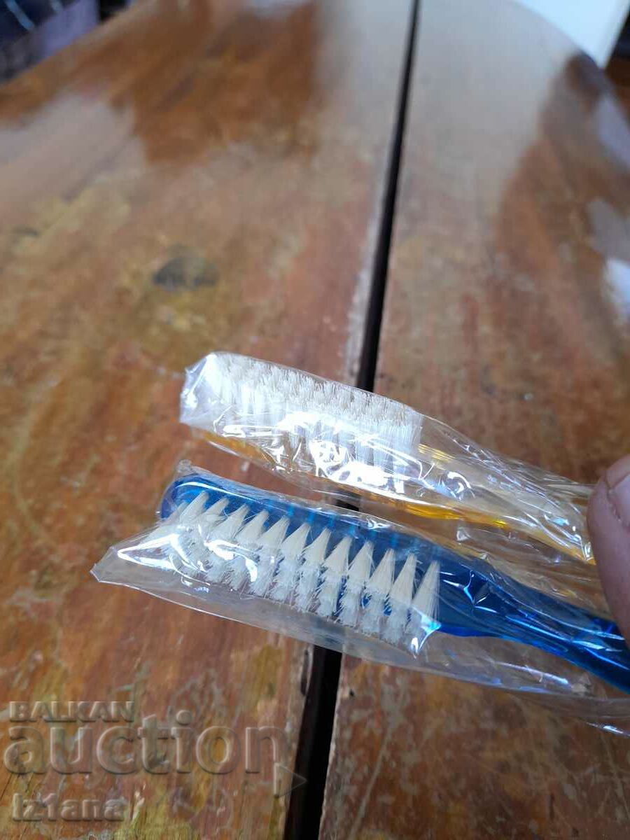 Auction Old brush, Teteven toothbrushes Auction Old brush, Teteven toothbrushes