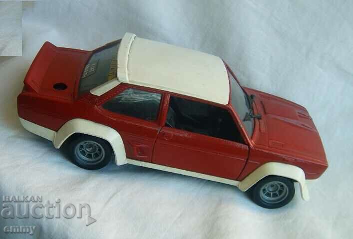 Δημοπρασία Polistil Fiat 131 Abarth/ Καρότσι αυτοκινήτου Polistil Fiat Abarth Δημοπρασία Polistil Fiat 131 Abarth/ Καρότσι αυτοκινήτου Polistil Fiat Abarth