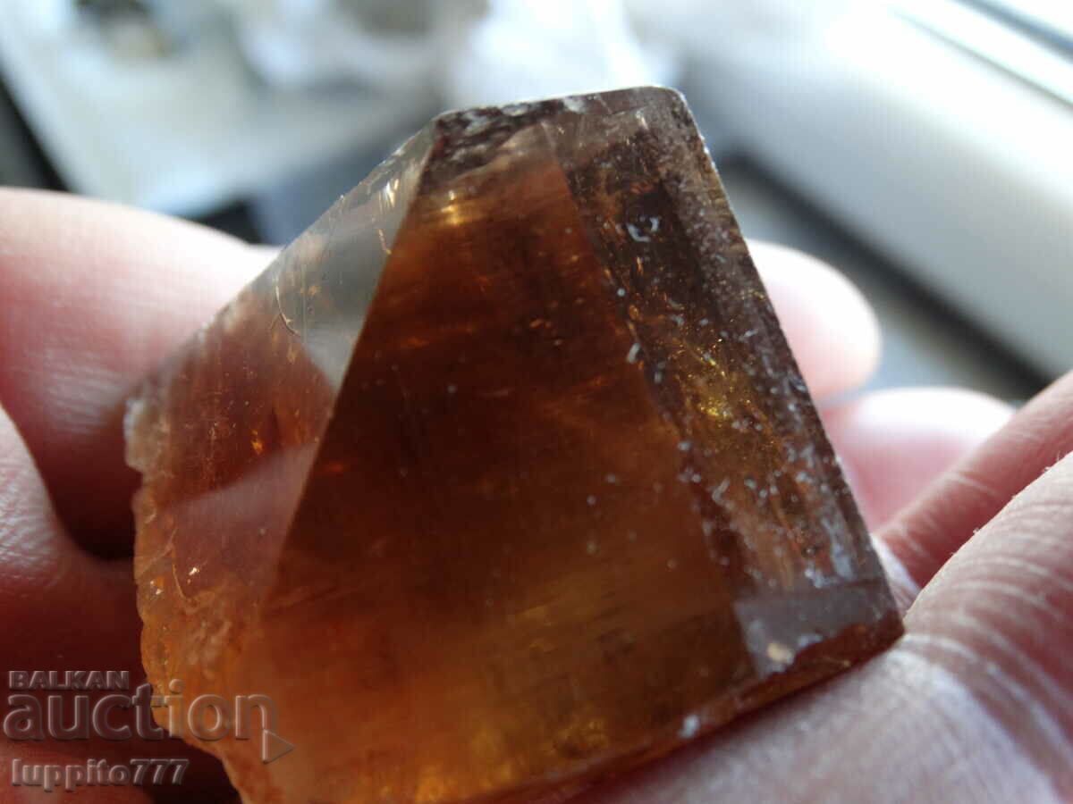 Auction 255 carat natural imperial topaz uncut Auction 255 carat natural imperial topaz uncut