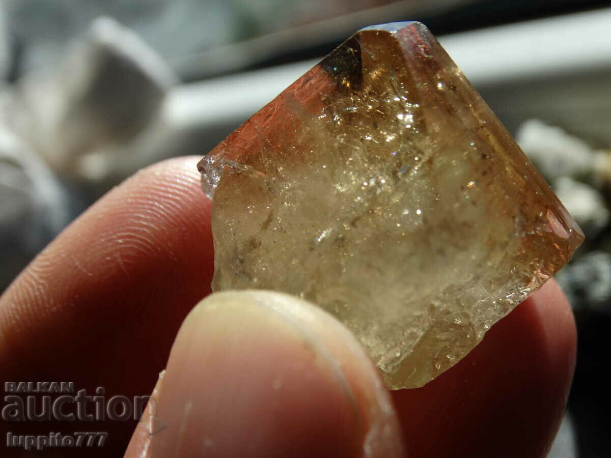 Delivery of 153 carat natural imperial topaz uncut Delivery of 153 carat natural imperial topaz uncut