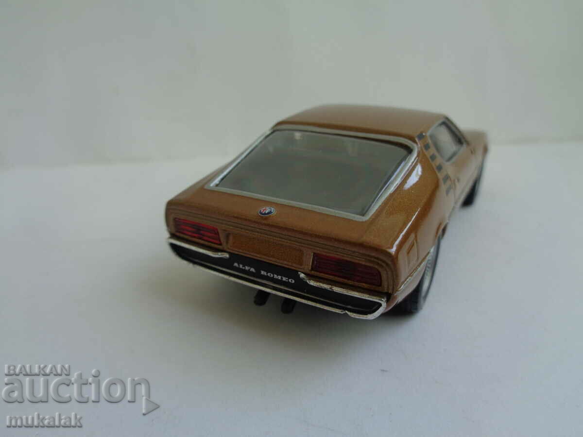 Delivery of 1:43 DEAGOSTINI ALFA ROMEO MONTREAL CAR TOY MODEL Delivery of 1:43 DEAGOSTINI ALFA ROMEO MONTREAL CAR TOY MODEL