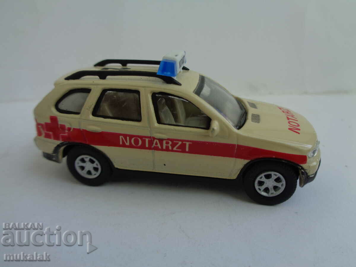 Auction 1:72 JOYCITY BMW X 5 POLICE FIRE TRUCK AMBULANCE MODEL Auction 1:72 JOYCITY BMW X 5 POLICE FIRE TRUCK AMBULANCE MODEL
