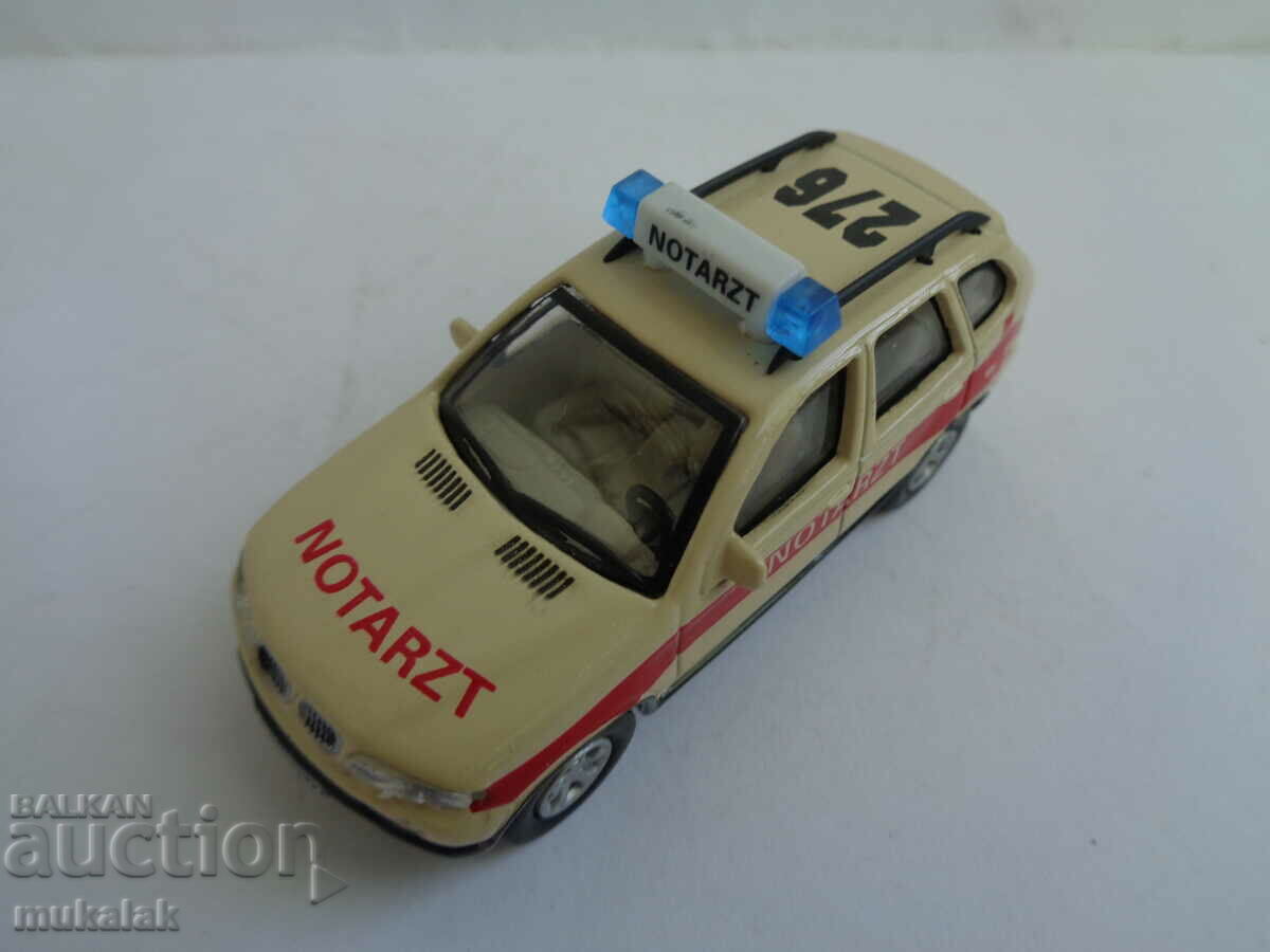 1:72 JOYCITY BMW X 5 POLICE FIRE TRUCK AMBULANCE MODEL - 5 1:72 JOYCITY BMW X 5 POLICE FIRE TRUCK AMBULANCE MODEL - 5