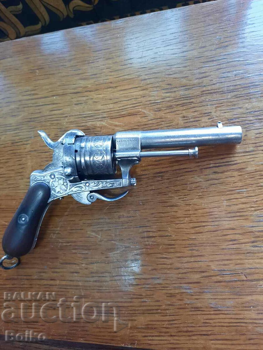 Revolver Lefoucher 20 cm.