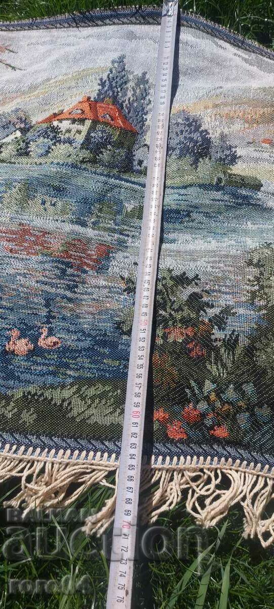 CARPET - LARGE - EXCELLENT - 5 CARPET - LARGE - EXCELLENT - 5