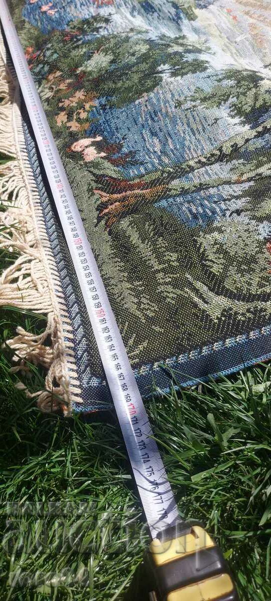 CARPET - LARGE - EXCELLENT - 6 CARPET - LARGE - EXCELLENT - 6