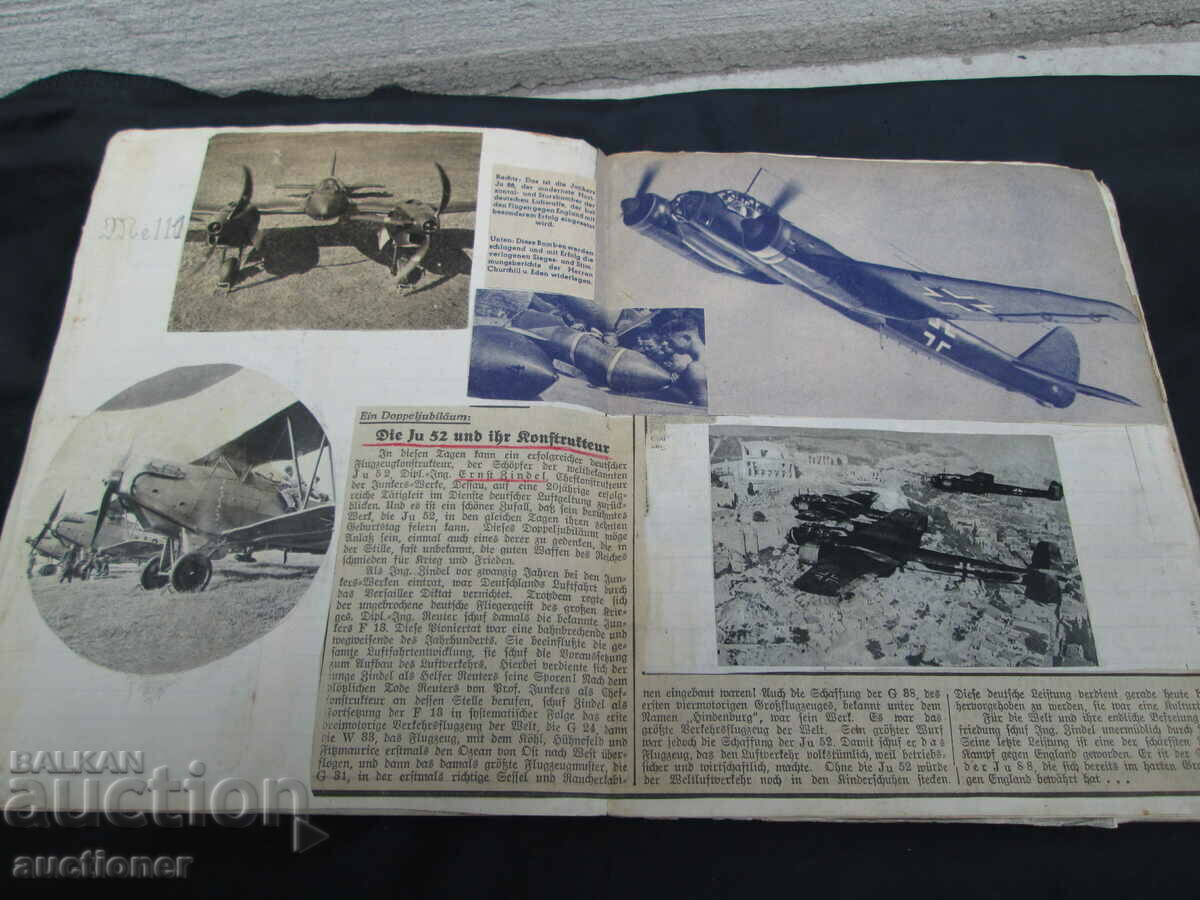 Delivery of UNSERE LUFTWAFFE ALBUM Delivery of UNSERE LUFTWAFFE ALBUM