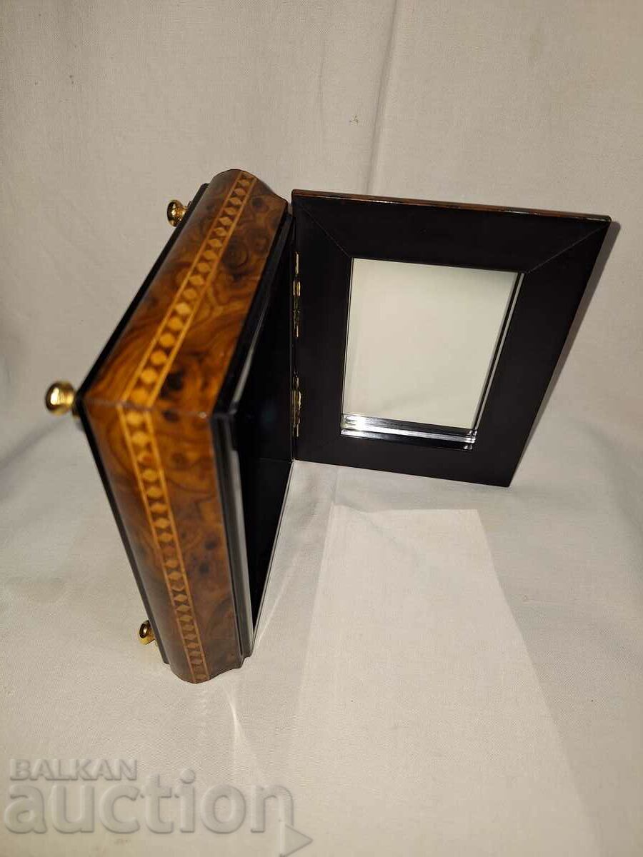 Jewelry box with mirror - 5