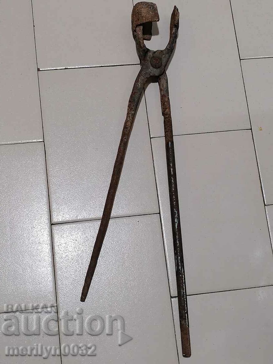 Σιδηρουργική λαβίδα σφυρήλατο εργαλείο