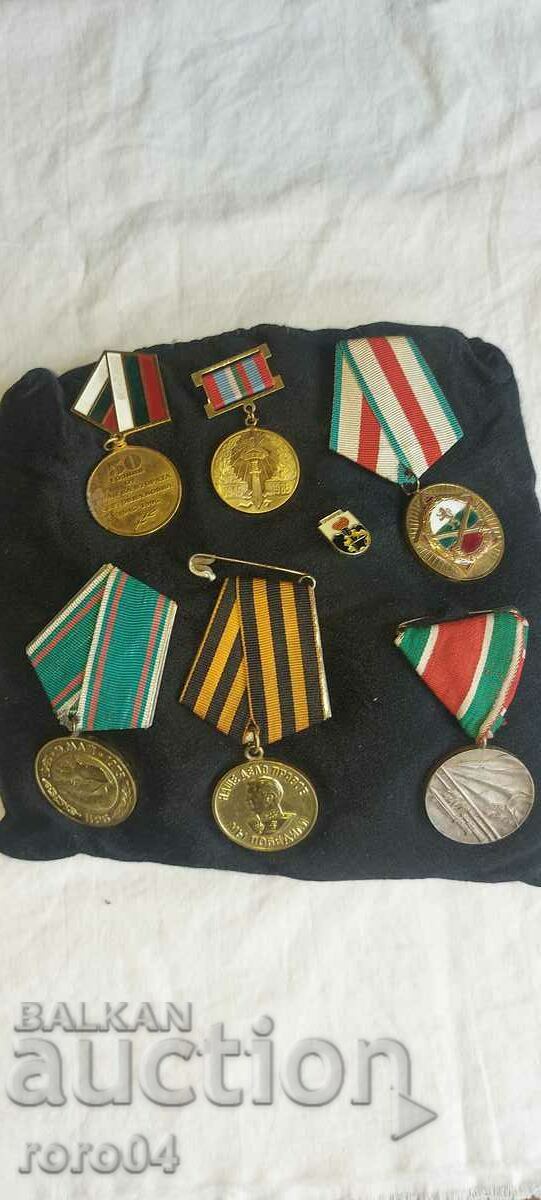 ORDERS - MEDALS - PILLOW