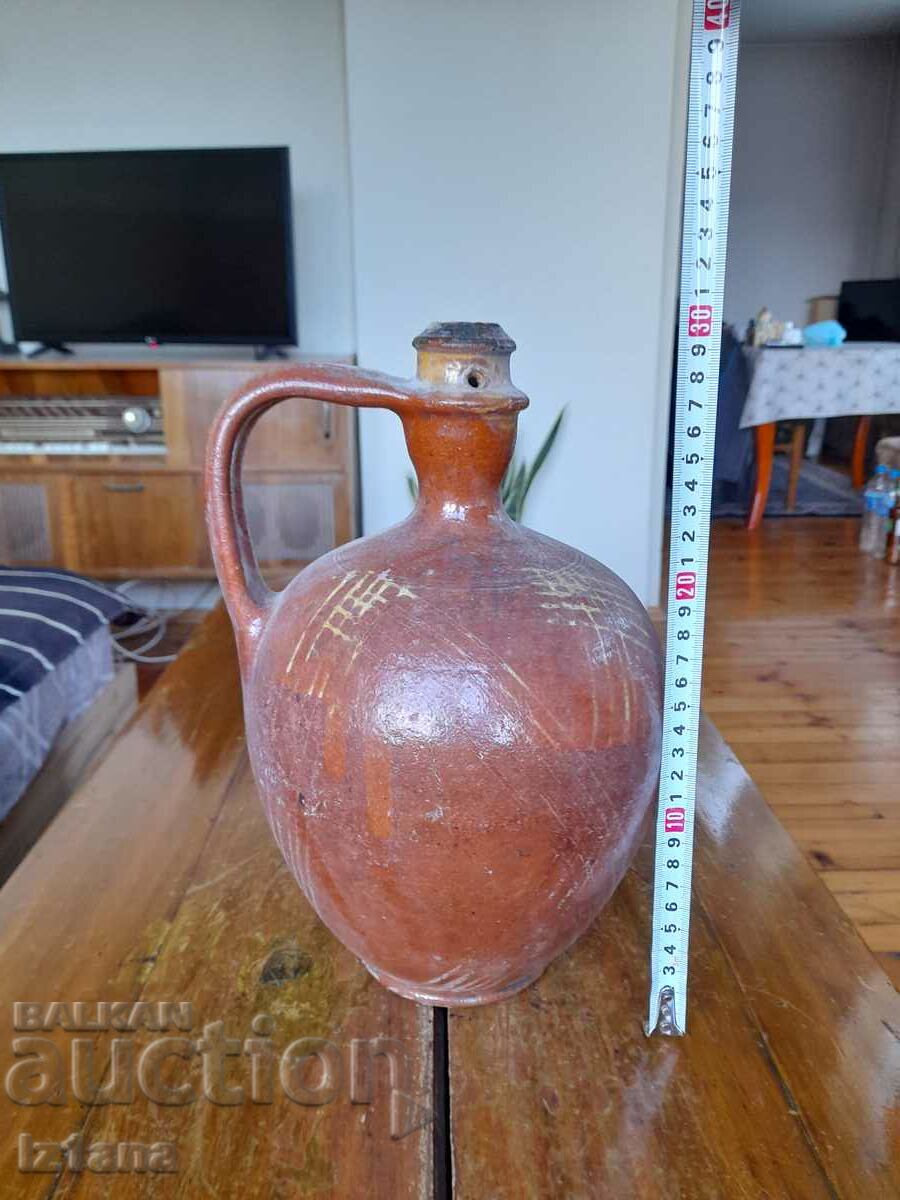 Auction Old pitcher Auction Old pitcher