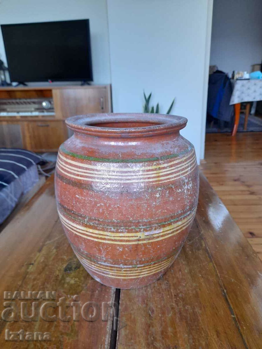 Delivery of Antique ceramic pot Delivery of Antique ceramic pot