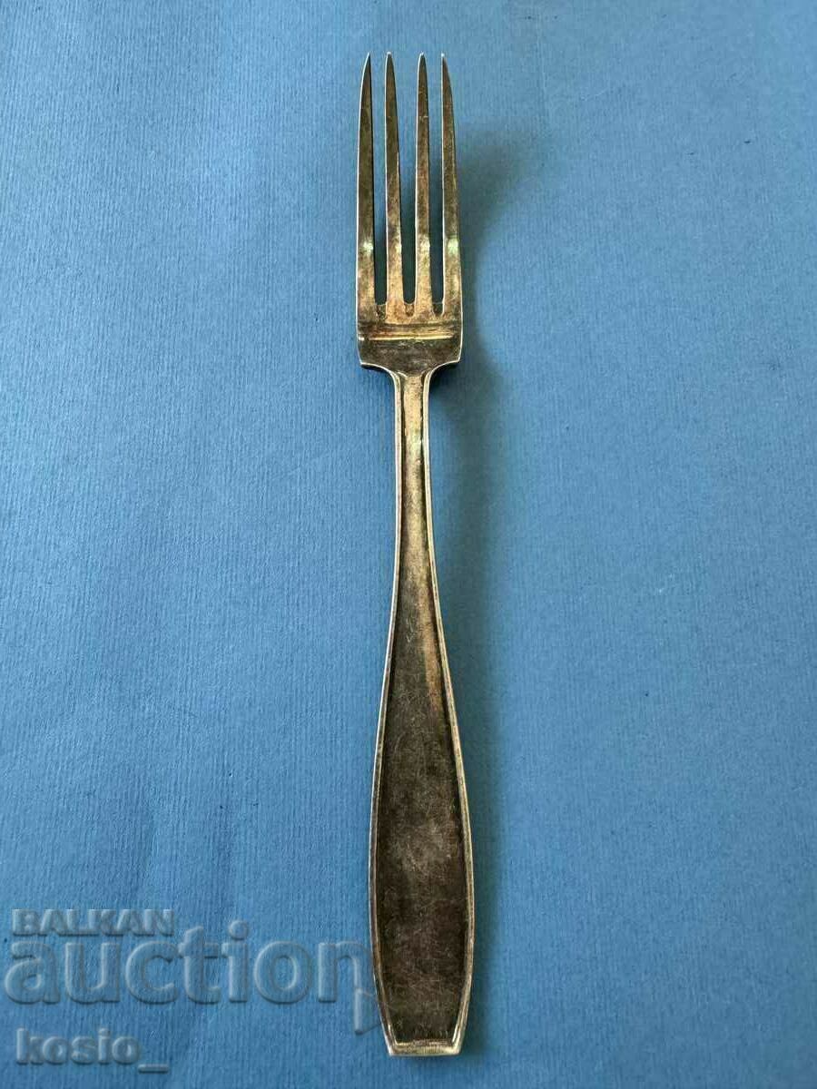 Old silver fork 0.835