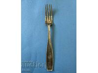 Old silver fork 0.835