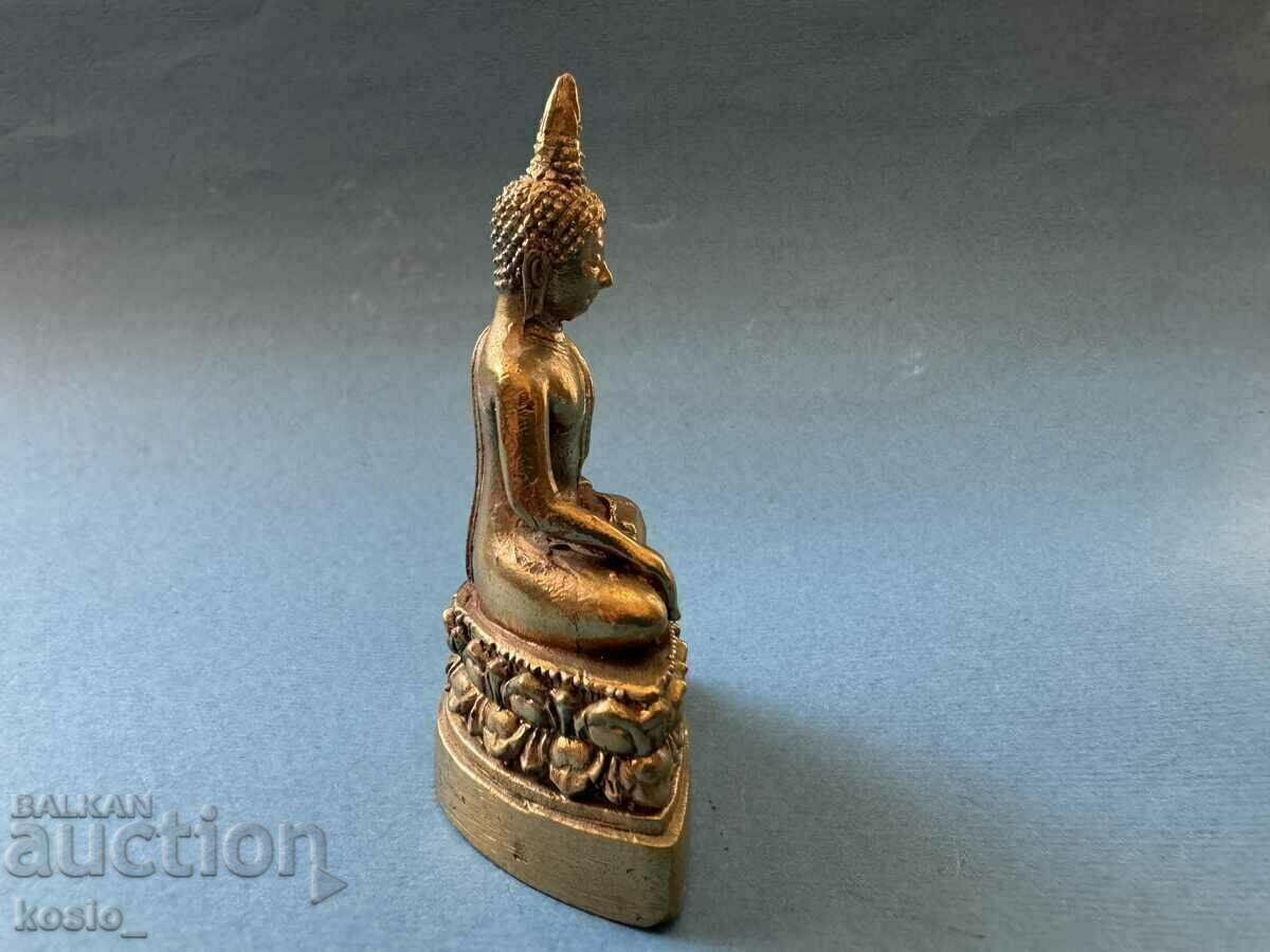 Licitație Un mic Buddha din bronz