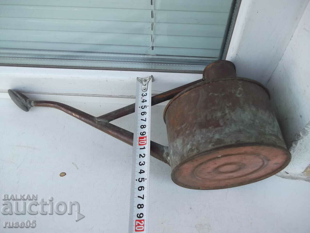 Auction Old copper watering can Auction Old copper watering can