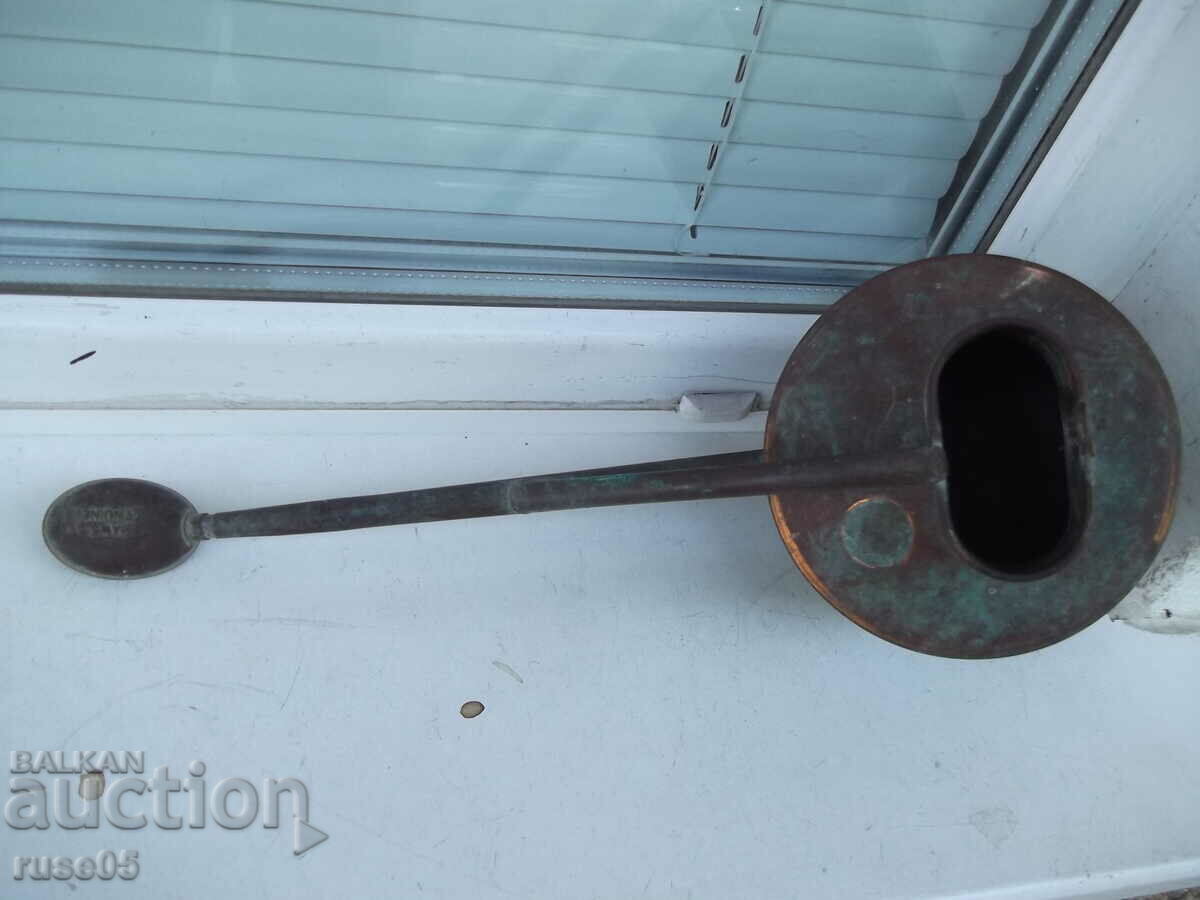 Delivery of Old copper watering can Delivery of Old copper watering can