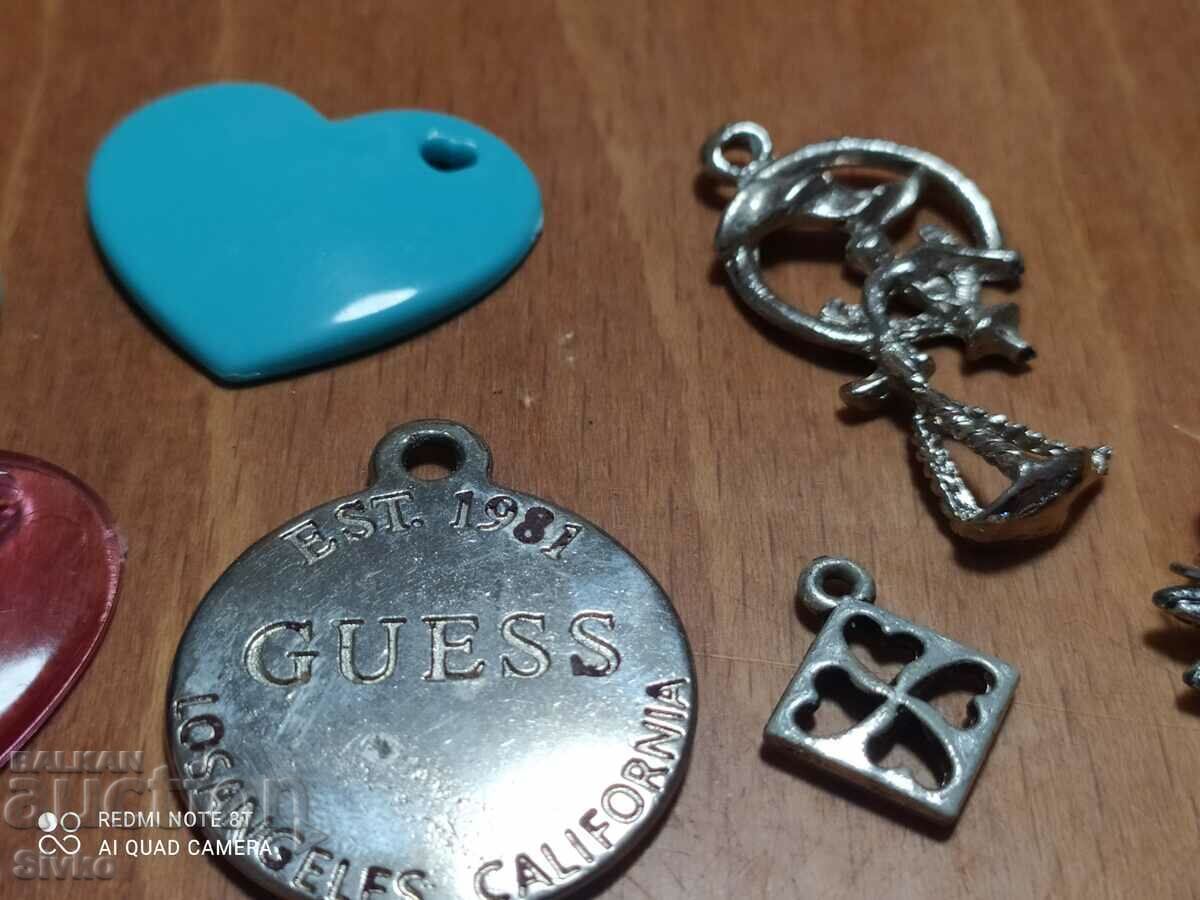 Delivery of Pendants lot