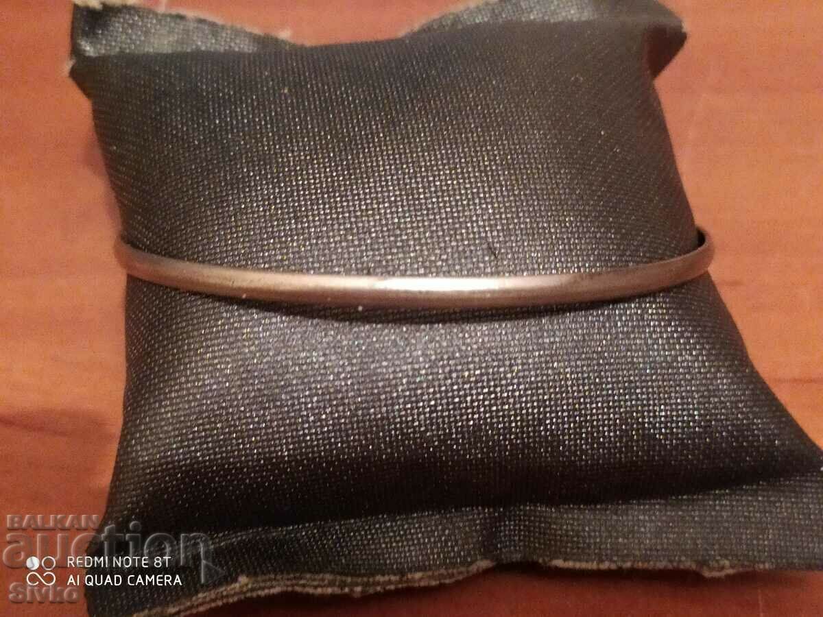 Βραχιόλι Βραχιόλι