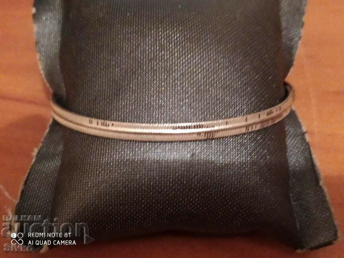 Гривна Гривна