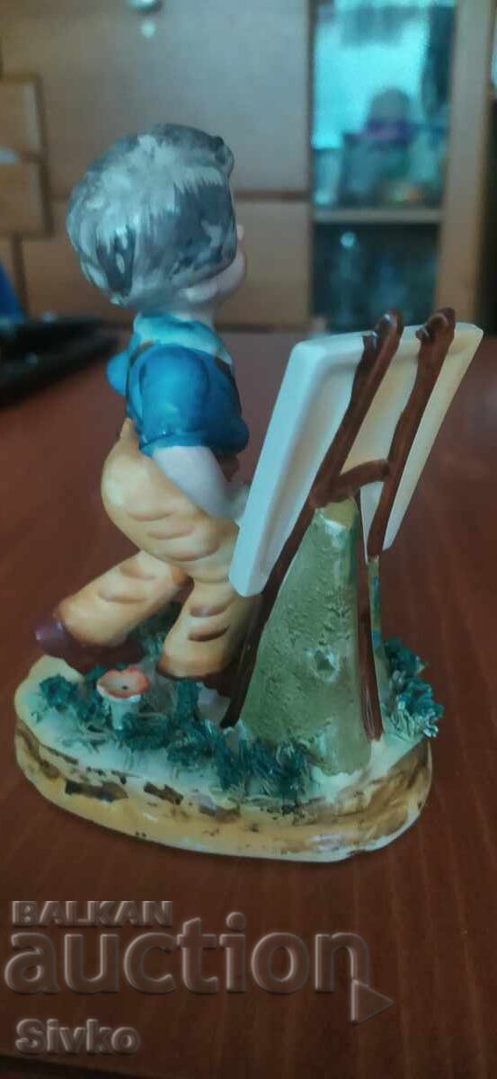 Auction Figurine Artist Auction Figurine Artist