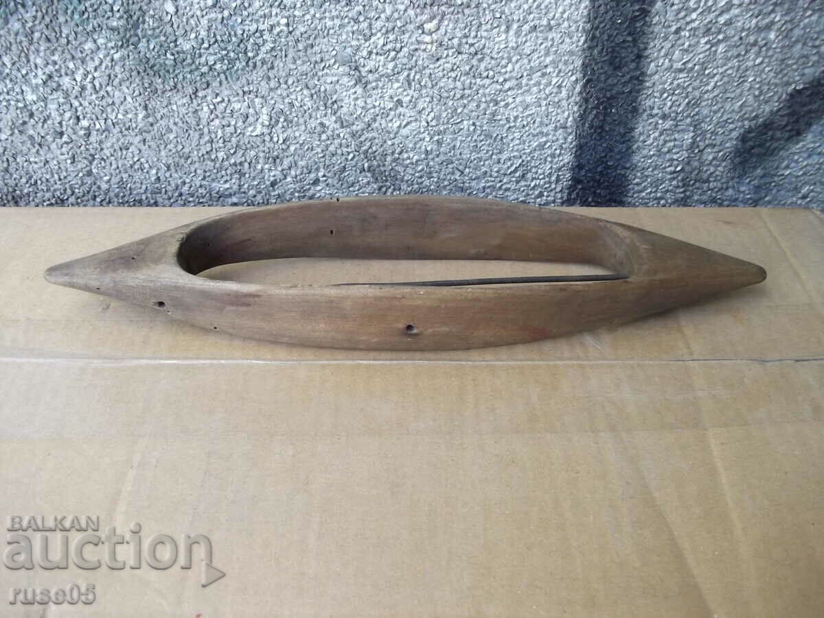 Auction Old shuttle for a loom Auction Old shuttle for a loom