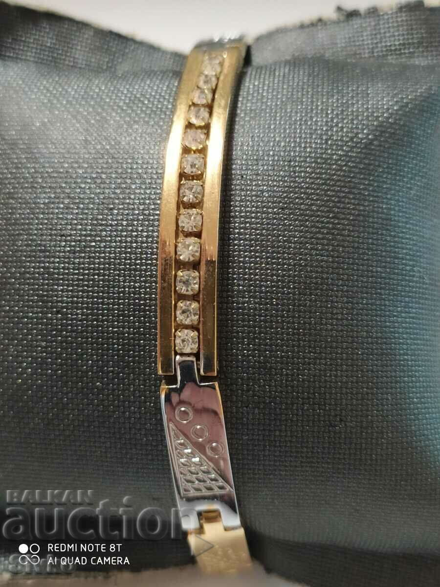 Bracelet gold-plated zircons