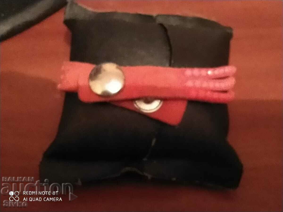 Coral Leather Grain with price 0.39 BGN | € 0.20 Coral Leather Grain with price 0.39 BGN | € 0.20