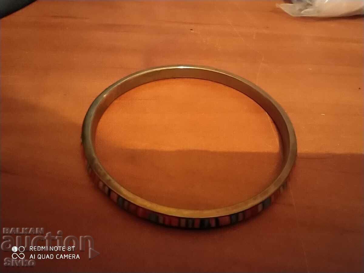 Delivery of Colorful Brass Hryvnia Delivery of Colorful Brass Hryvnia