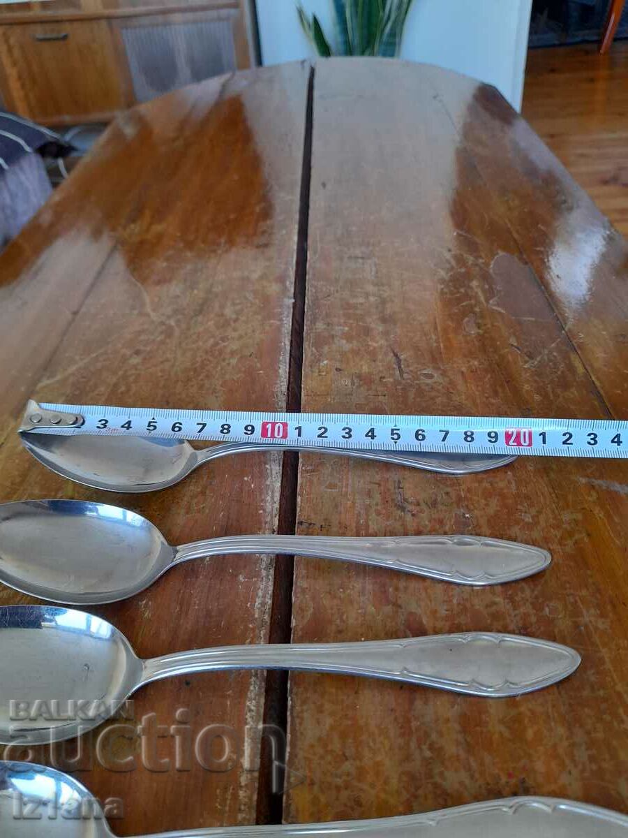 Livrarea Linguriță veche, linguri P. Denev