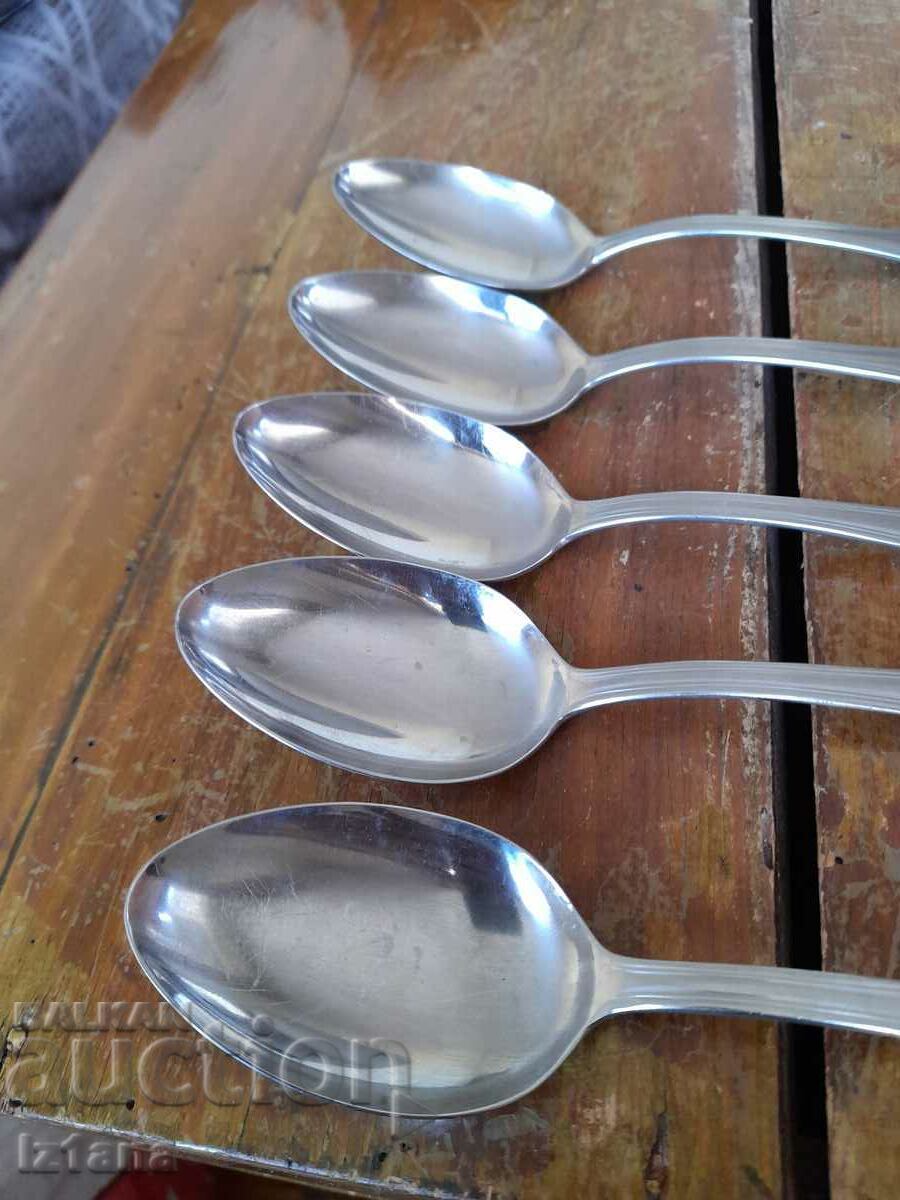 Linguriță veche, linguri P. Denev cu preț € 20.00 | 39.12 BGN Linguriță veche, linguri P. Denev cu preț € 20.00 | 39.12 BGN