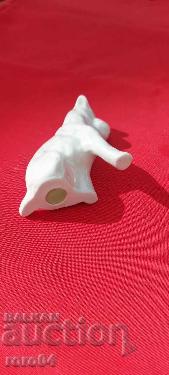 FRUMOASA STATUETA DE PORCELAN - 7