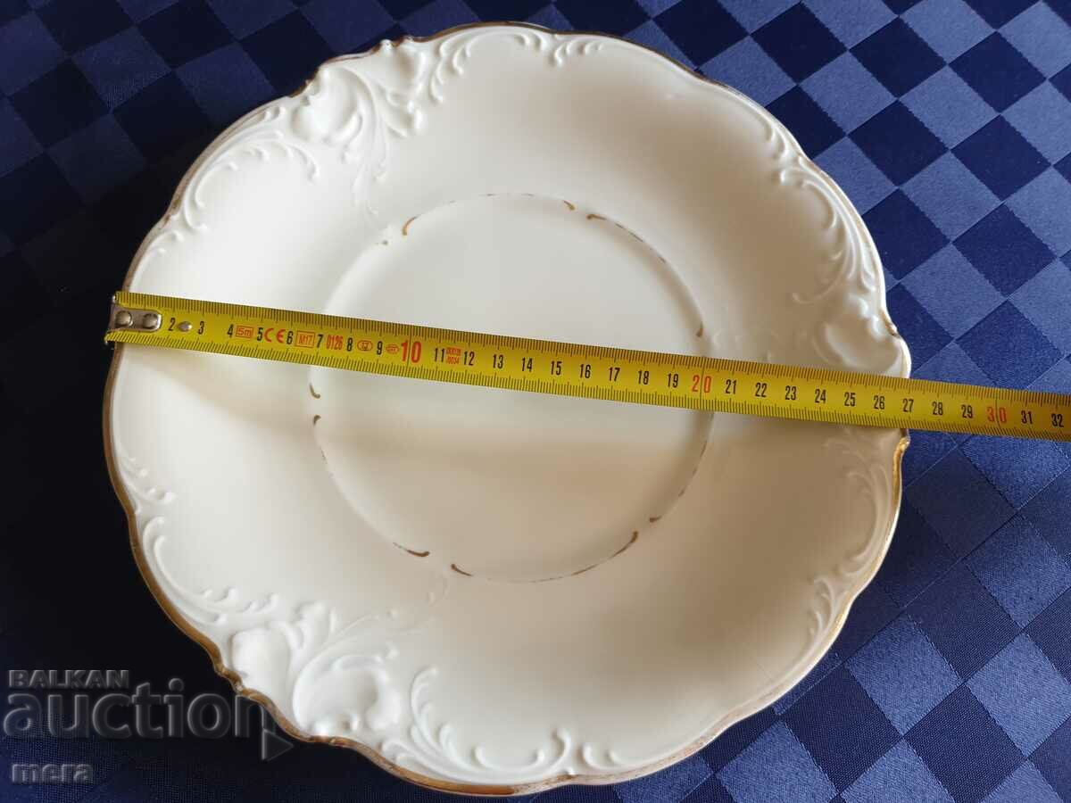 Auction  Porcelain baroque plate - KRM