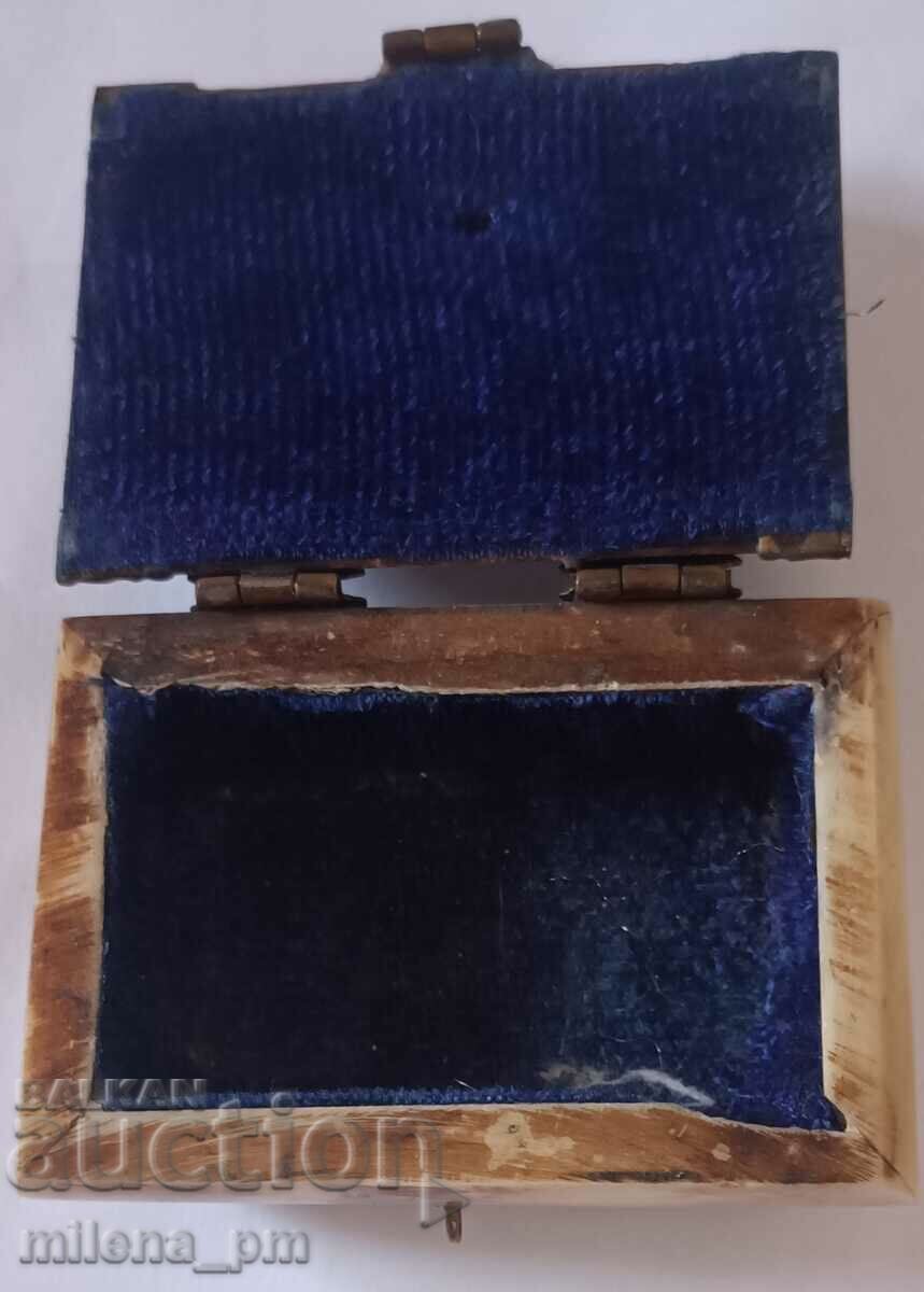 A small box - 5 A small box - 5