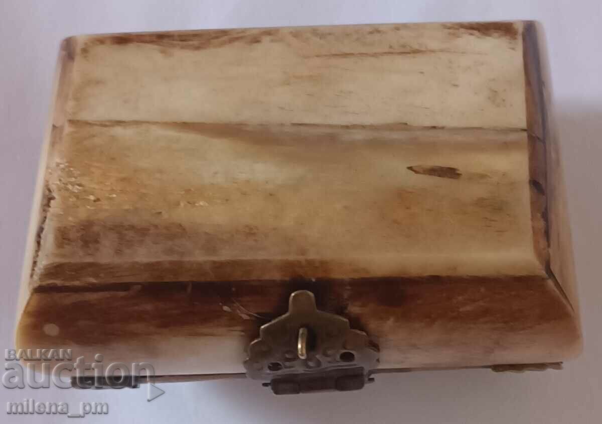 A small box - 6 A small box - 6