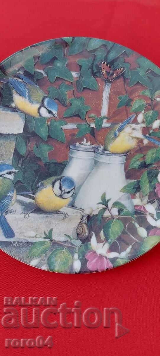 Παράδοση ΟΜΟΡΦΟ ΠΙΑΤΟ ΠΟΡΣΕΛΑΝΙ Παράδοση ΟΜΟΡΦΟ ΠΙΑΤΟ ΠΟΡΣΕΛΑΝΙ