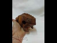 WOODEN FIGURE OF A FROG
