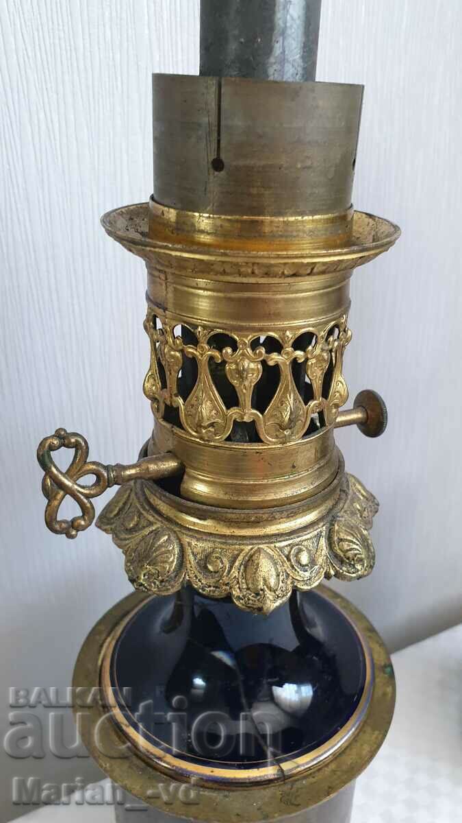 Delivery of Set of French antique brass lamps 19th century Delivery of Set of French antique brass lamps 19th century
