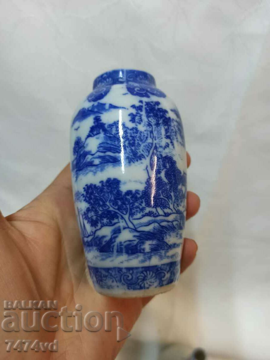 3 COBALT BLUE PORCELAIN BEAUTY with price 30.00 BGN | € 15.34 3 COBALT BLUE PORCELAIN BEAUTY with price 30.00 BGN | € 15.34