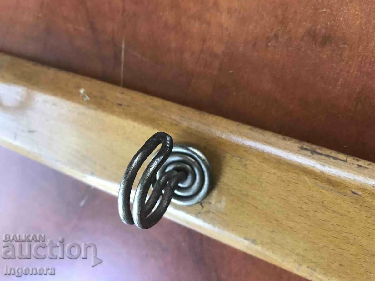 Auction HANGER HANGER WOOD ANTIQUE WALL Auction HANGER HANGER WOOD ANTIQUE WALL