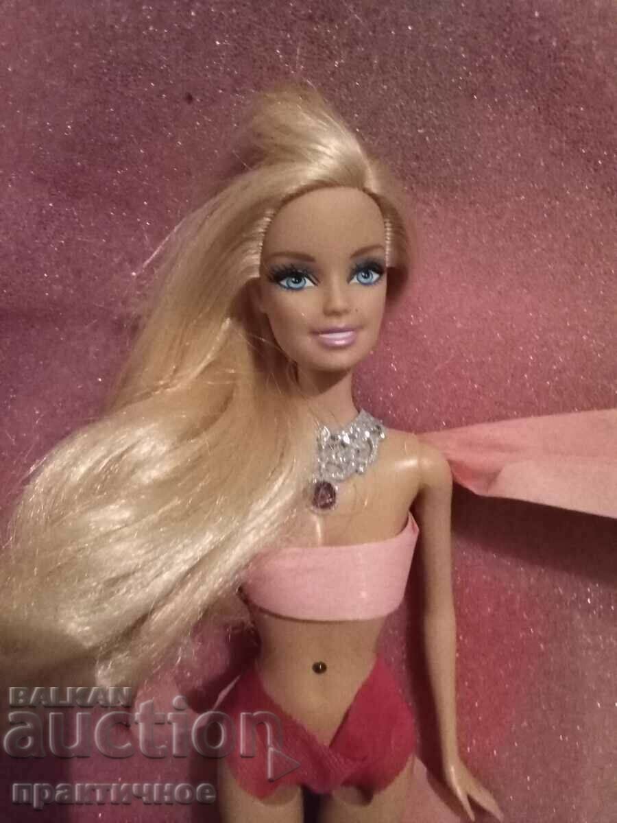 Barbie canta cu baterii